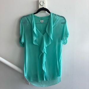 Babaton✨ 100% Silk✨ t-shirt blouse